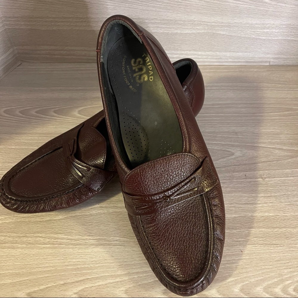 SAS Easier Antique Wine Leather Penny Loafer Sz 9N